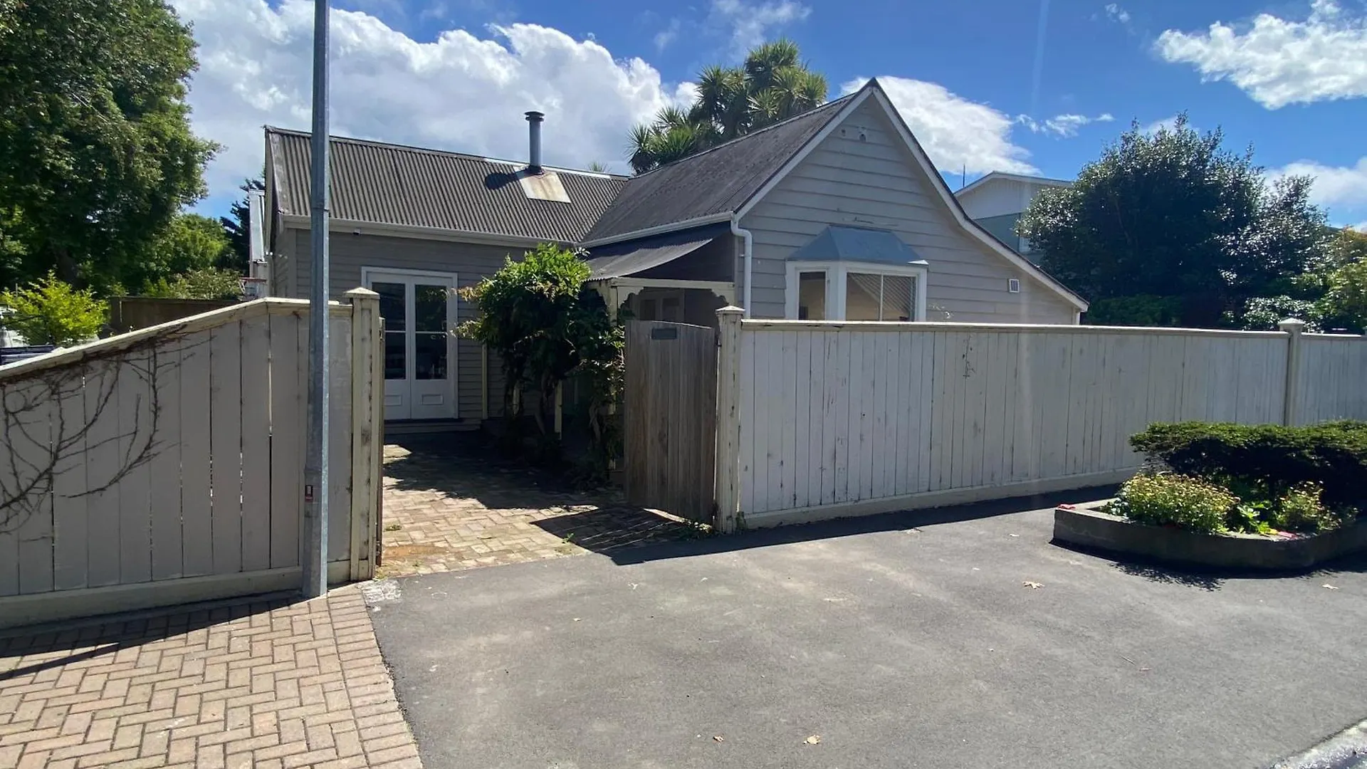 Charming Christchurch Central Cottage 0*,  New Zealand